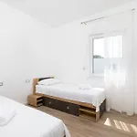 Aqua Villa *