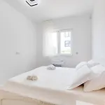 Villa Aqua